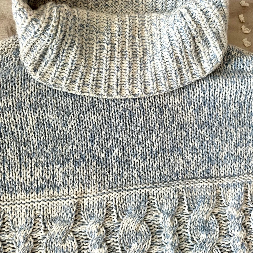 Light Blue Chaps Turtle Neck Sweater Small - Picture 2 of 7